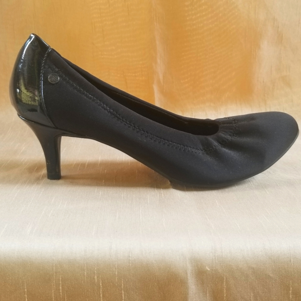vintage style heels